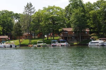 Clear Lake Resort West Branch Dış mekan fotoğraf